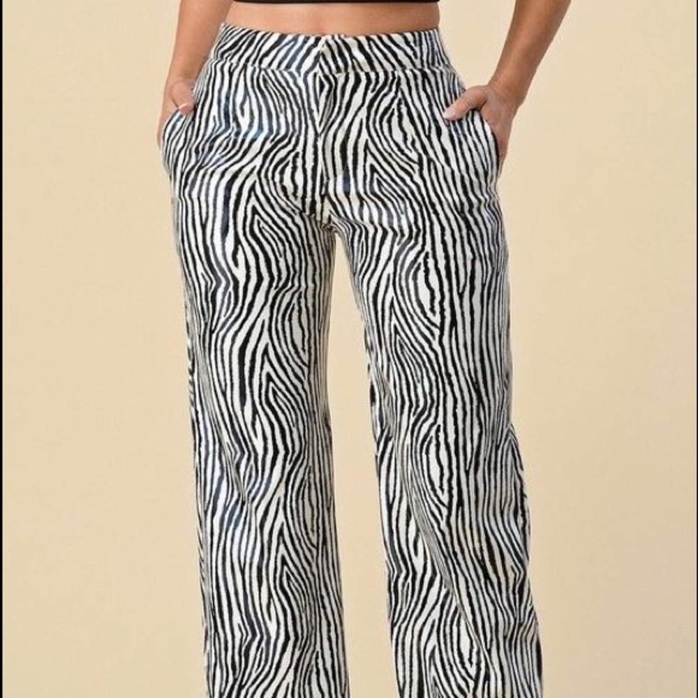 New Bold Faux Leather Zebra Pants